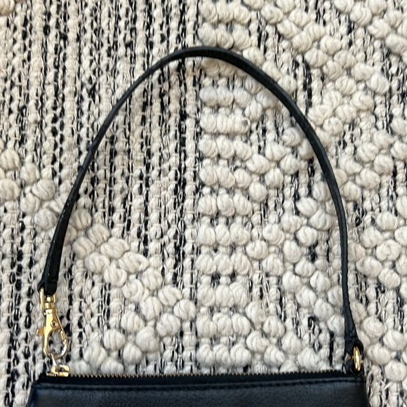 🖤 Michael Kors Wristlet | Mini Bag | Purse | Black Leather | Gold Emblem - Picture 5 of 12